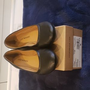 Black leather Lucky Brand ballet flats. Size 7.5.